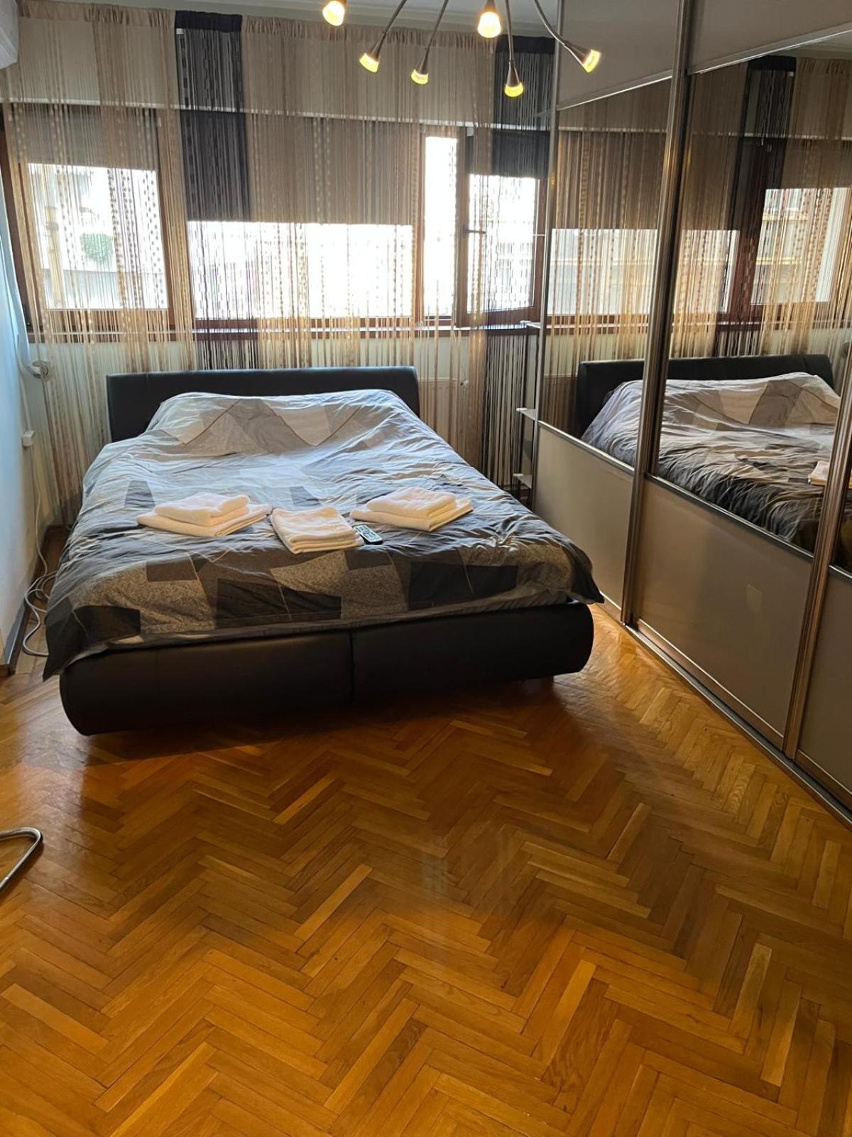 Romana 100 Sqm Deluxe Apartament Bucharest Luaran gambar
