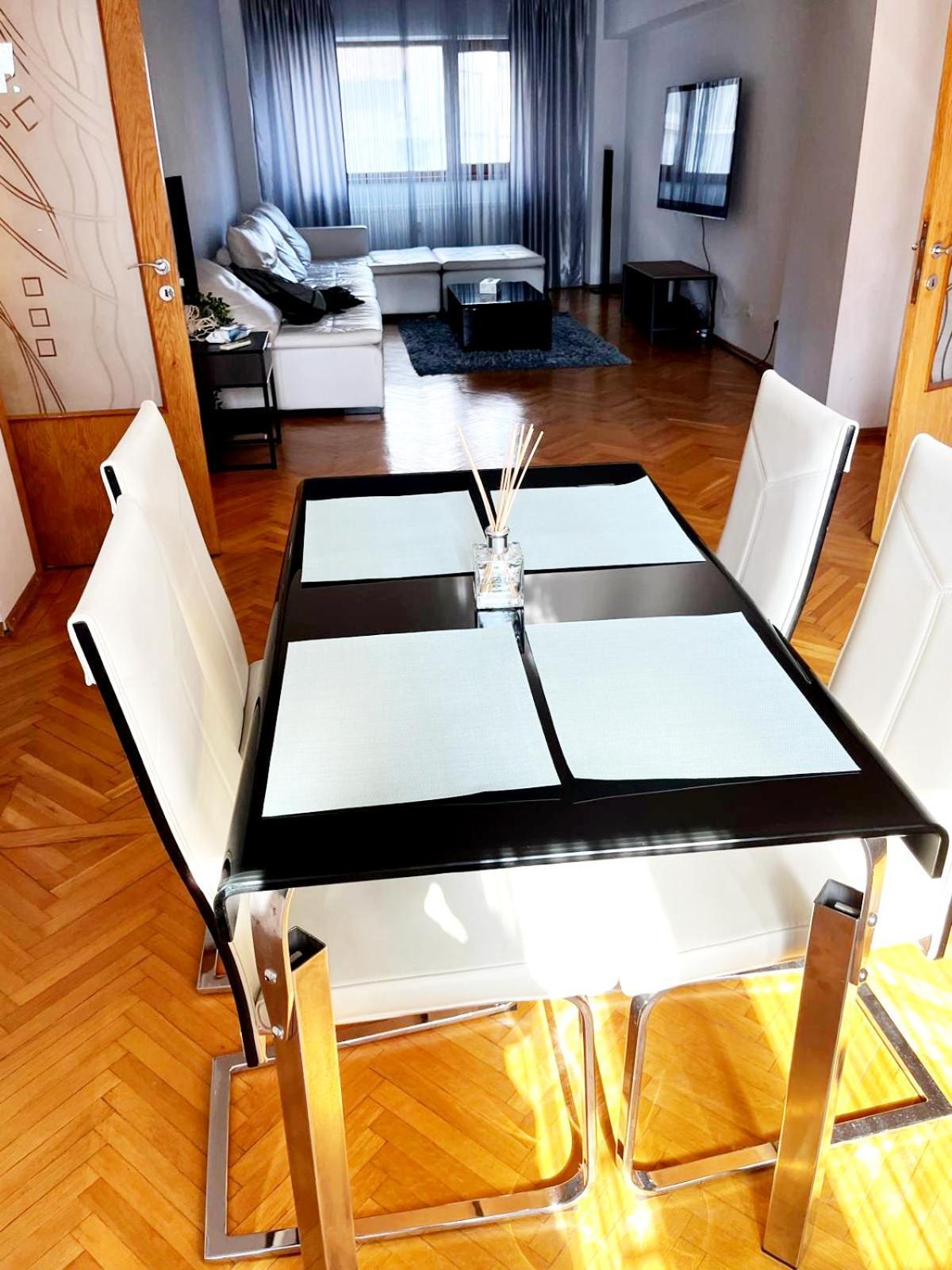 Romana 100 Sqm Deluxe Apartament Bucharest Luaran gambar